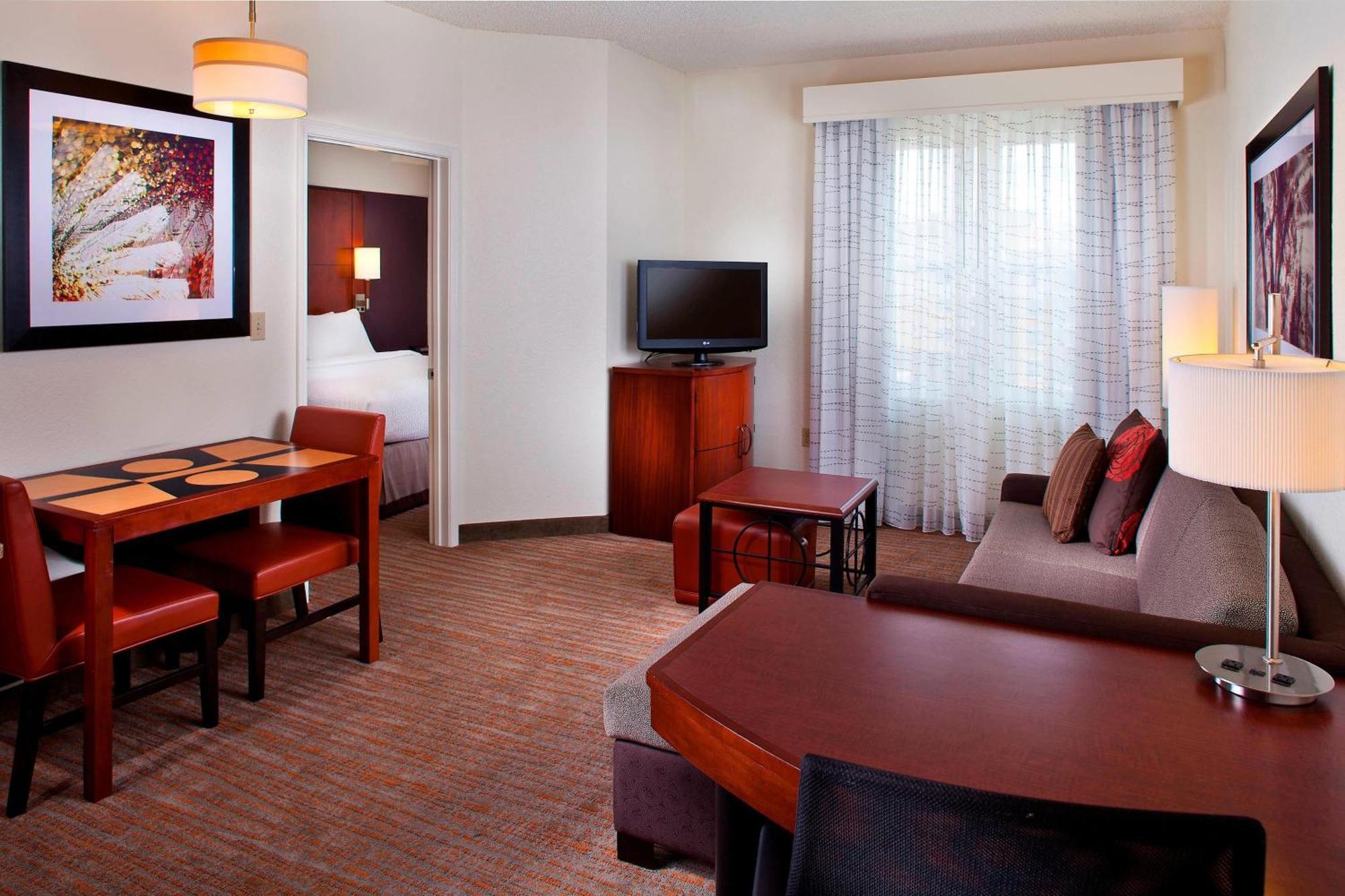 Residence Inn By Marriott Tallahassee Universities At The Capitol Exterior photo