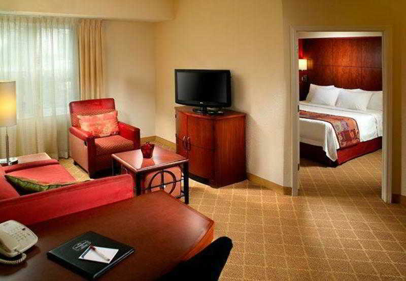 Residence Inn By Marriott Tallahassee Universities At The Capitol Exterior photo